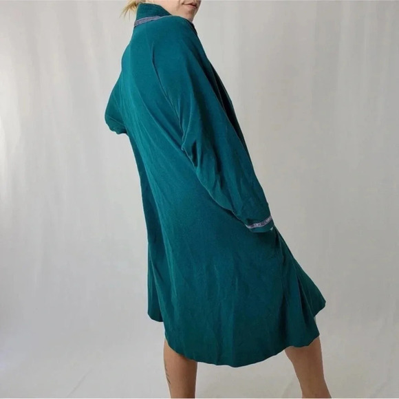 Vintage Vanity Fair Robe - Picture 5 of 10
